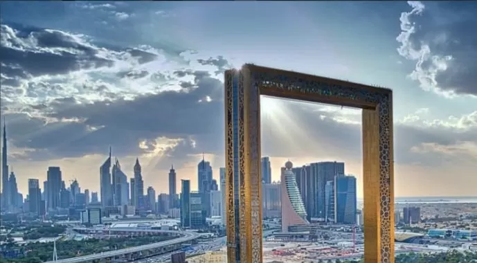 DUBAI FRAME